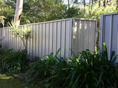 ColorBond Fencing main image